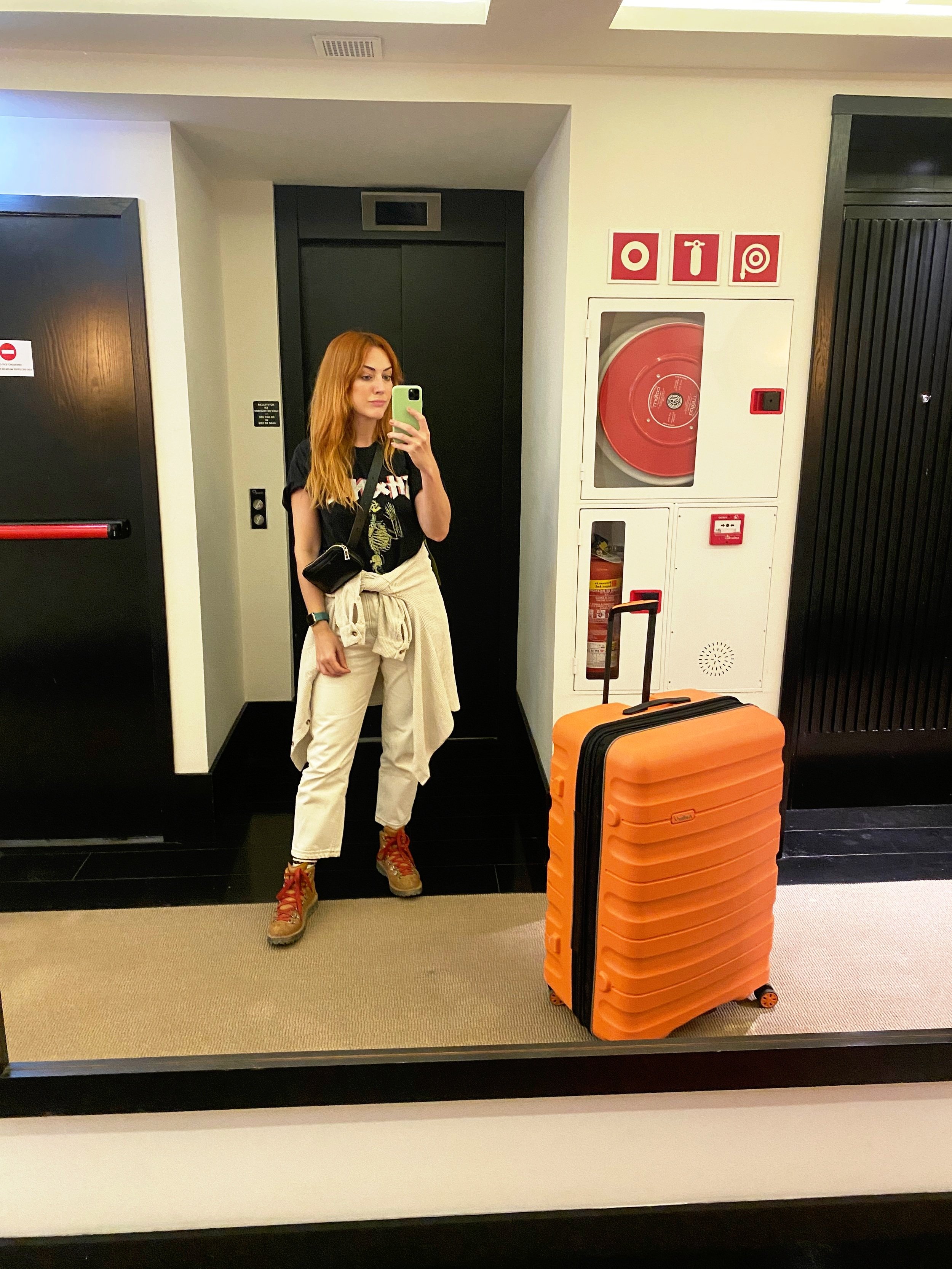 Travel Outfit - Blogger Lucie Loves - Ibiza