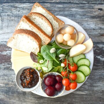 Vegan Cheese Ploughman's Lunch