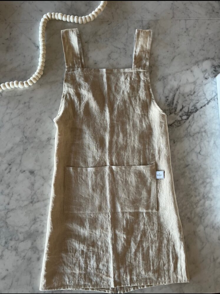 ABK linen apron with a Japanese-style cross on the back